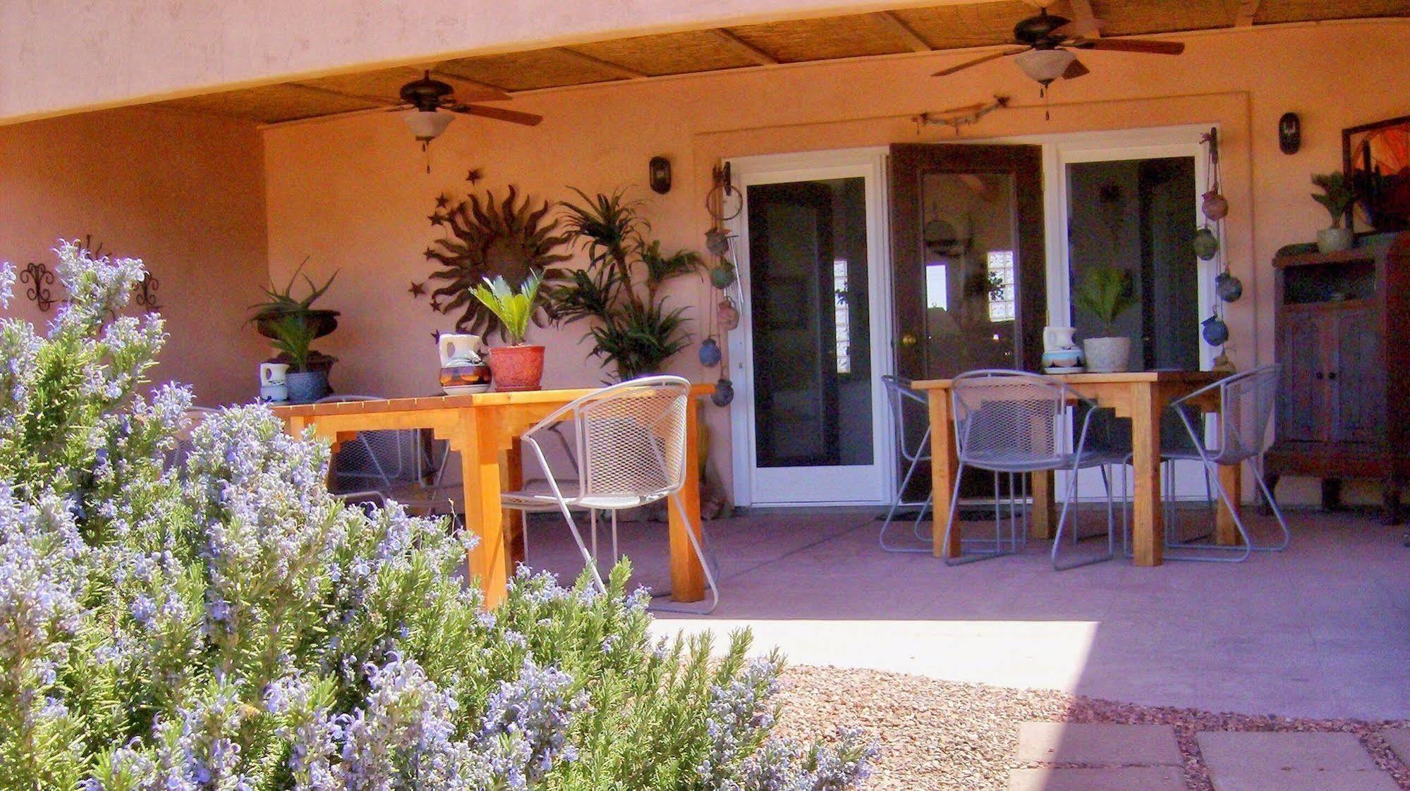 Dreamkatchers Lake Powell Bed & Breakfast Big Water Buitenkant foto