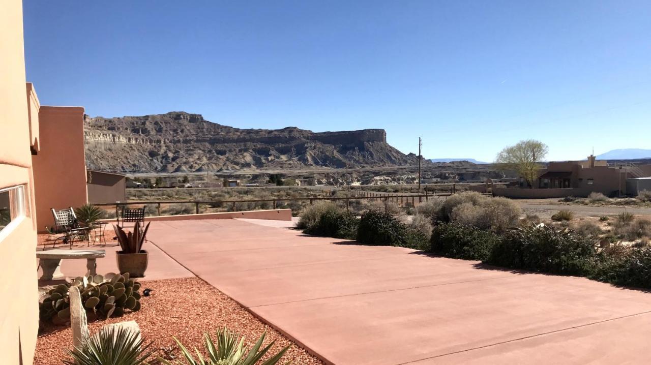 Dreamkatchers Lake Powell Bed & Breakfast Big Water Buitenkant foto